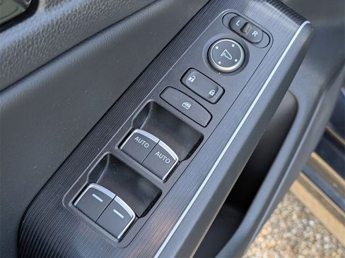 Used 2025 Honda Civic Sport image 14