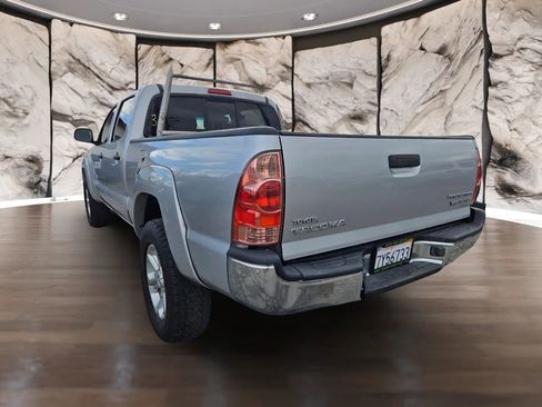 Used 2006 Toyota Tacoma PreRunner image 6