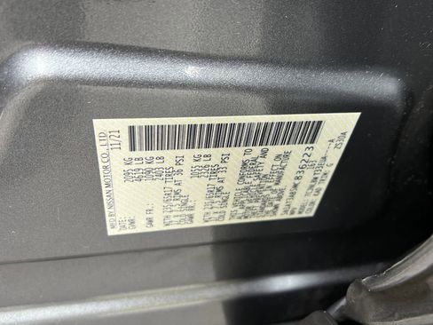 Used 2021 Nissan Rogue S AWD/4WD image 26