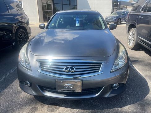 Used 2013 INFINITI G37 x w/ Premium Pkg image 3