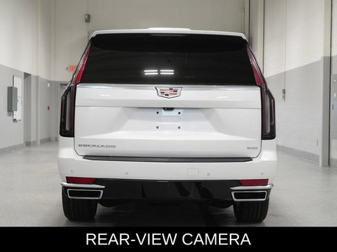 Used 2021 Cadillac Escalade ESV Premium Luxury w/ Driver Assist Tech Package image 7