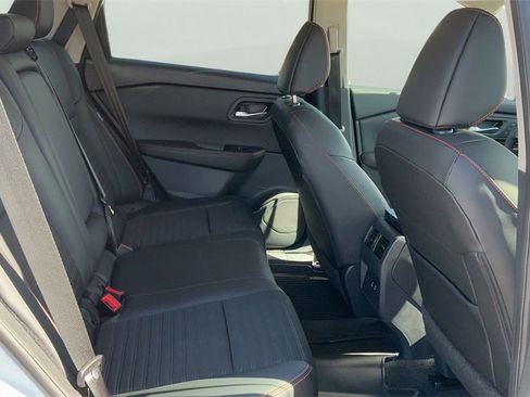 Used 2025 Nissan Rogue SV w/ Rock Creek Premium Package image 12