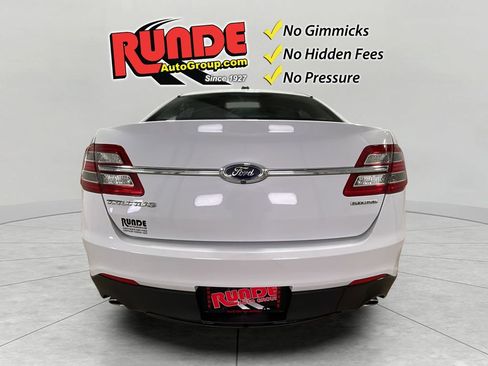 Used 2015 Ford Taurus SE image 5
