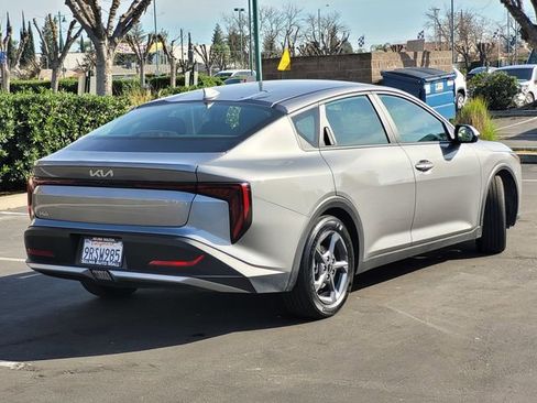 Used 2025 Kia K4 FWD image 5