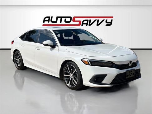 Used 2024 Honda Civic Touring image 1