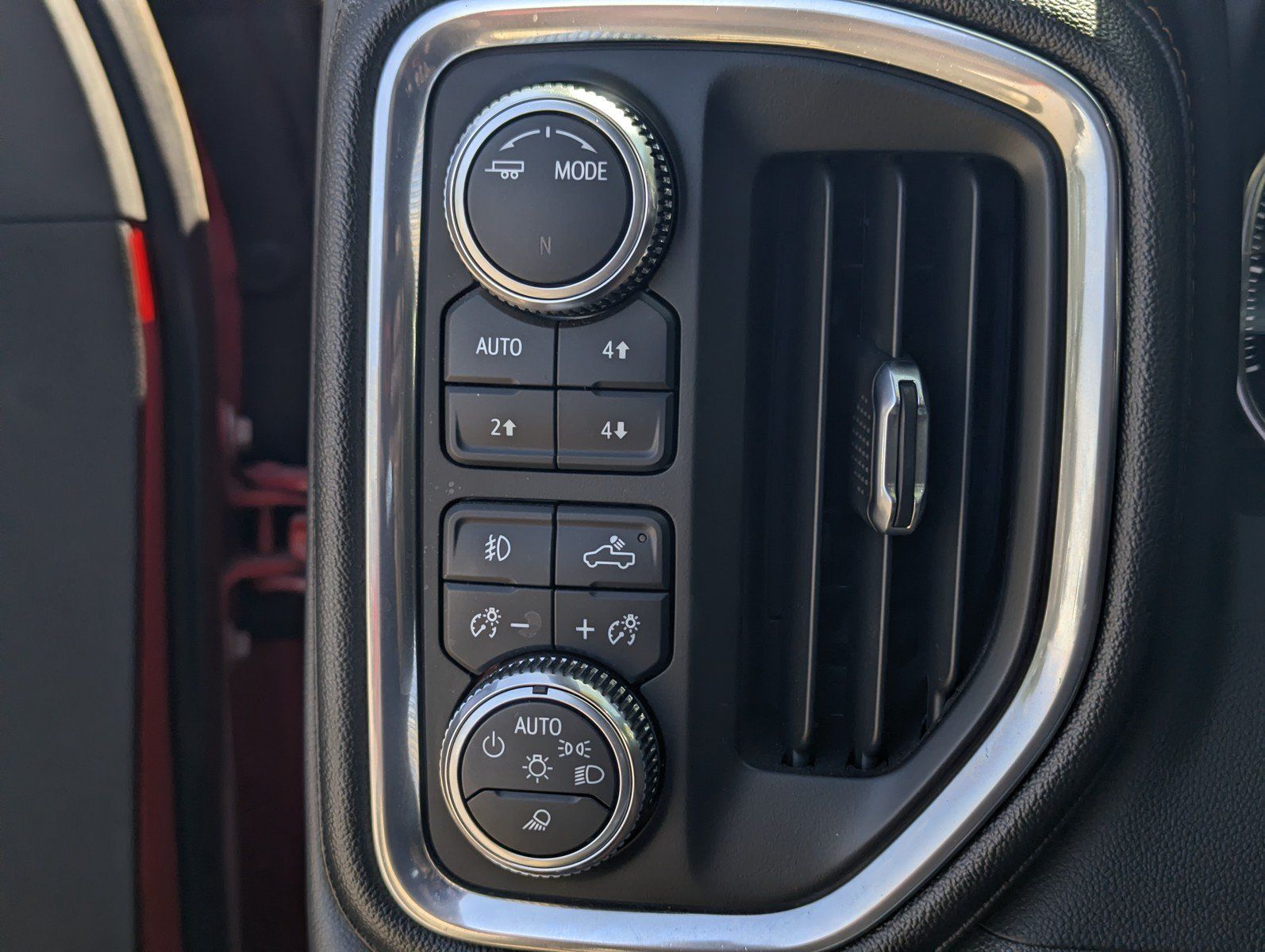 Used 2022 GMC Sierra 1500 AT4 w/ AT4 Premium Package AWD/4WD image 11