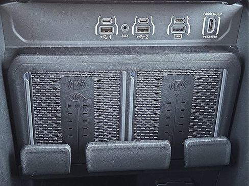 New 2026 RAM 1500 Laramie w/ Night Edition AWD/4WD image 18
