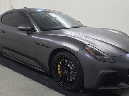 Used 2024 Maserati GranTurismo Trofeo AWD/4WD image 3