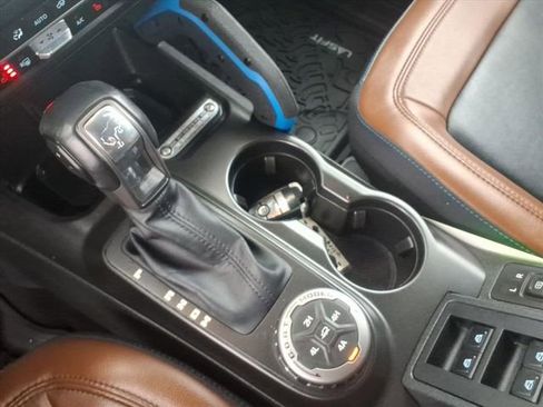 Used 2023 Ford Bronco Outer Banks w/ Sasquatch Package image 24