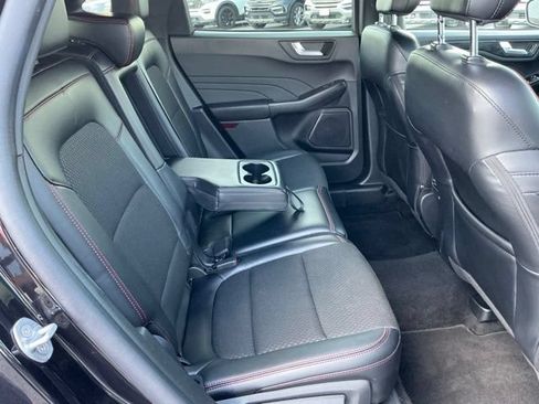 Used 2025 Ford Escape ST-Line FWD image 15