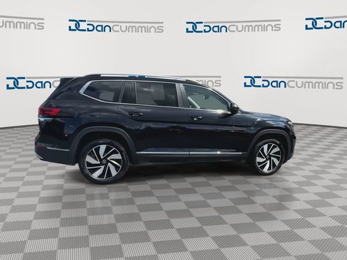 Used 2024 Volkswagen Atlas SEL AWD/4WD image 9
