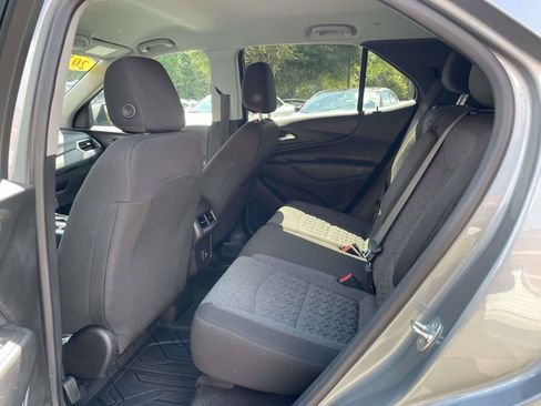 Used 2024 Chevrolet Equinox LT w/ LPO, Floor Liner Package FWD image 3