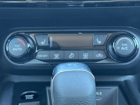 New 2026 Nissan Kicks SV w/ SV Premium Package image 4