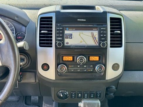 Used 2016 Nissan Frontier PRO-4X image 17