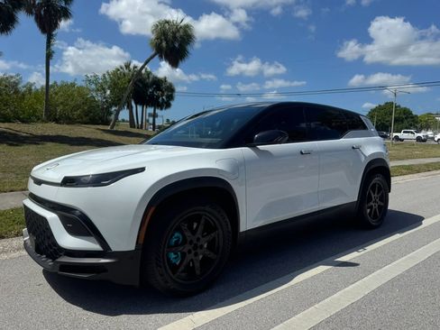 Used 2023 Fisker Ocean Extreme image 7