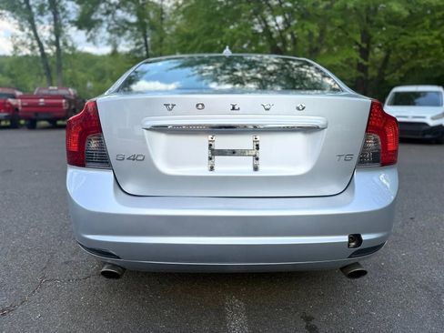 Used 2011 Volvo S40 T5 w/ Preferred Pkg FWD image 6