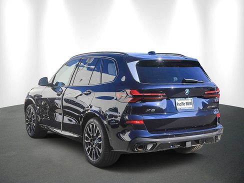 Used 2026 BMW X5 xDrive50e w/ M Sport Package AWD/4WD image 4