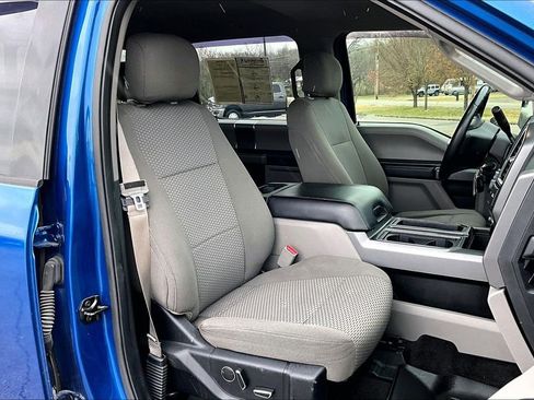 Used 2017 Ford F150 XLT w/ Equipment Group 302A Luxury image 6