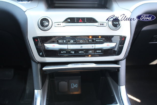 Used 2023 Ford Explorer XLT w/ Equipment Group 202A AWD/4WD image 20