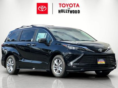New 2025 Toyota Sienna XLE