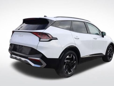 Used 2023 Kia Sportage SX image 9