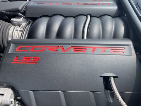 Used 2011 Chevrolet Corvette Grand Sport w/ Preferred Equipment Group RWD image 10