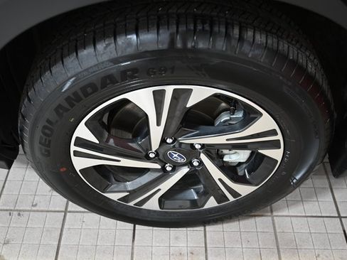 Certified 2024 Subaru Crosstrek 2.0i Premium image 17