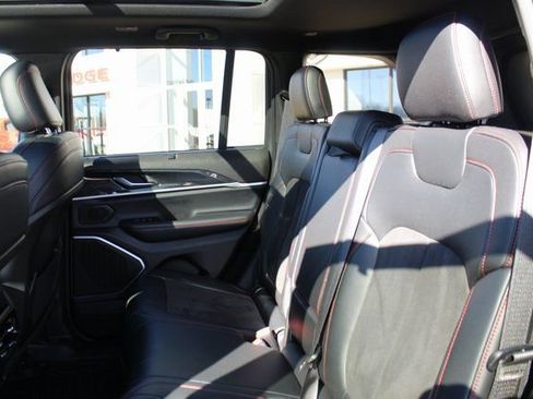 Used 2022 Jeep Grand Cherokee Trailhawk w/ ADV Protech Group II image 32