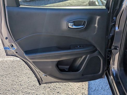 Used 2021 Jeep Compass Sport image 19