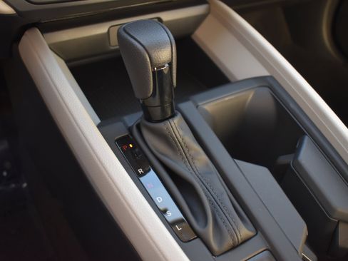 New 2025 Honda Accord SE image 18