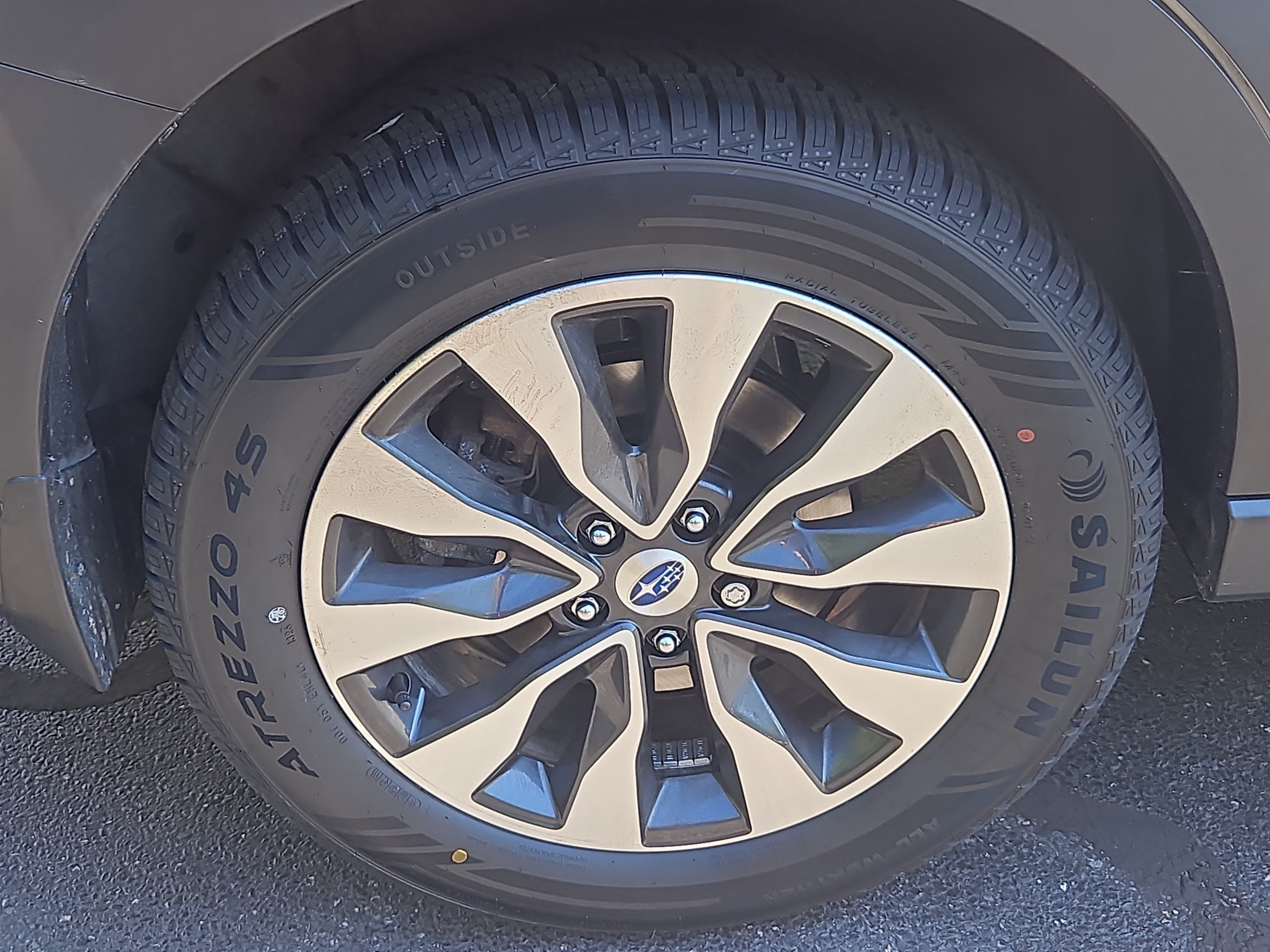 Certified 2024 Subaru Outback Touring AWD/4WD image 32