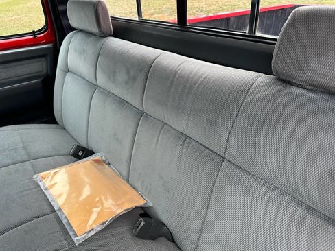 Used 1993 Dodge D/W Truck 250 image 23