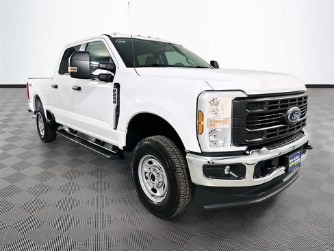 Used 2026 Ford F250 XL w/ XL Chrome Package AWD/4WD image 1