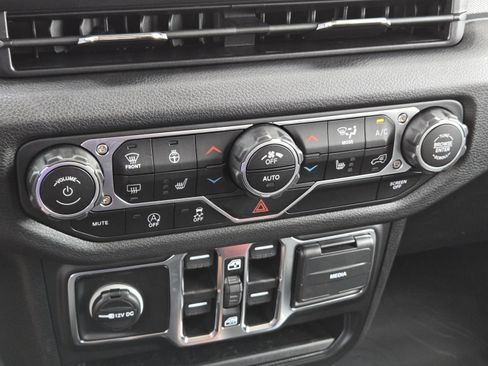 New 2025 Jeep Wrangler Sport S image 11