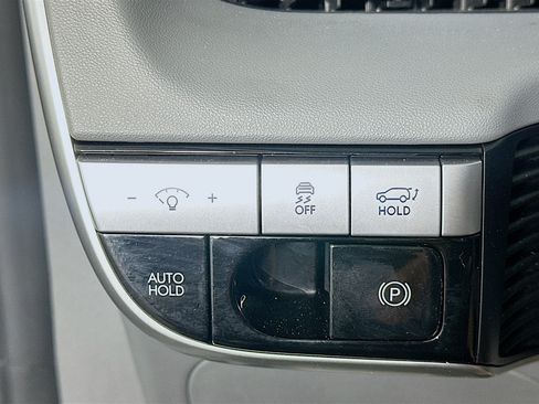 Used 2024 Hyundai Ioniq 5 SEL RWD image 17