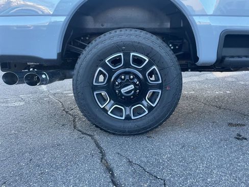 New 2026 Ford F350 Platinum image 37