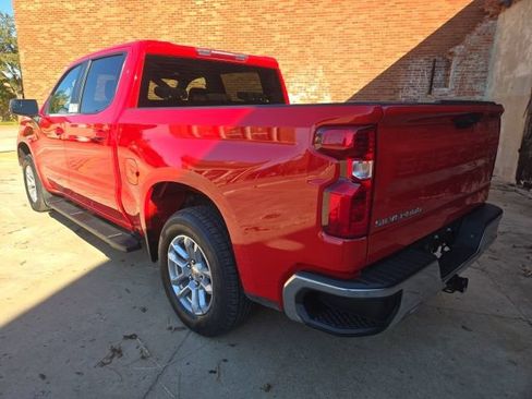 Used 2023 Chevrolet Silverado 1500 LT w/ Z71 Off-Road Package AWD/4WD image 5