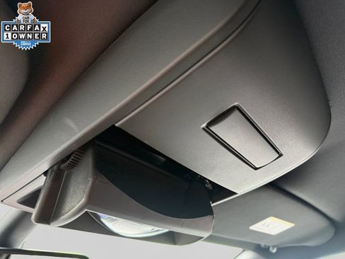 Used 2018 Dodge Grand Caravan SE FWD image 30