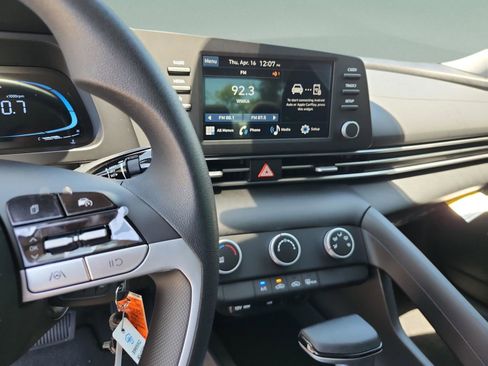 New 2026 Hyundai Elantra SE w/ Cargo Package FWD image 11