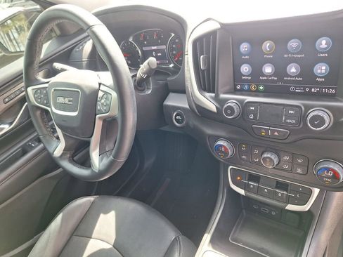 Used 2023 GMC Terrain SLT w/ Elevation Edition image 31