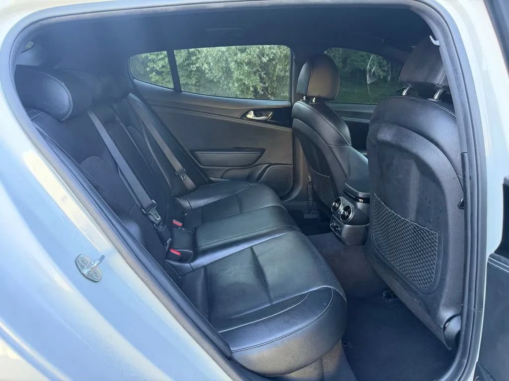 Used 2022 Kia Stinger GT-Line RWD image 31