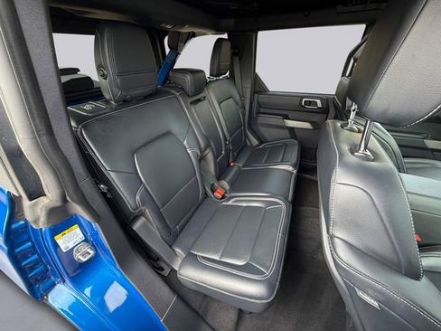 Used 2021 Ford Bronco First Edition AWD/4WD image 18