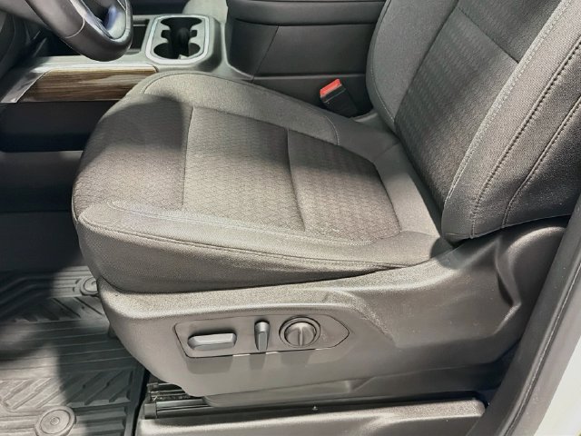 Used 2022 Chevrolet Silverado 1500 RST AWD/4WD image 16
