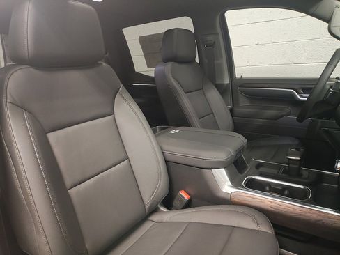 New 2026 GMC Sierra 1500 SLT w/ SLT Premium Plus Package image 10