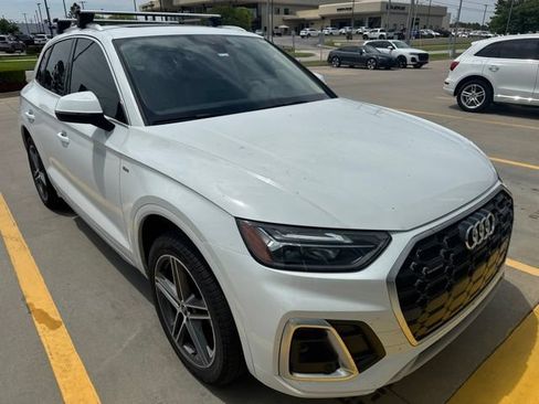 Used 2023 Audi Q5 e Premium Plus w/ Premium Plus Package AWD/4WD image 4