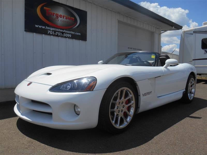 Used 2004 Dodge Viper SRT-10 RWD image 1