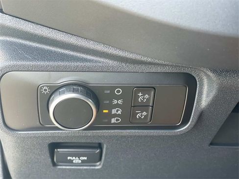 New 2025 Ford Bronco Base image 17