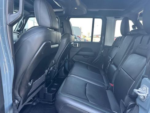 Used 2025 Jeep Wrangler Unlimited Rubicon 4xe AWD/4WD image 11