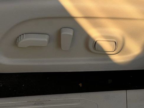 Used 2019 Nissan Murano Platinum w/ Cargo Package image 23