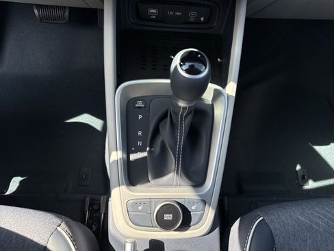 New 2026 Hyundai Venue SEL FWD image 21